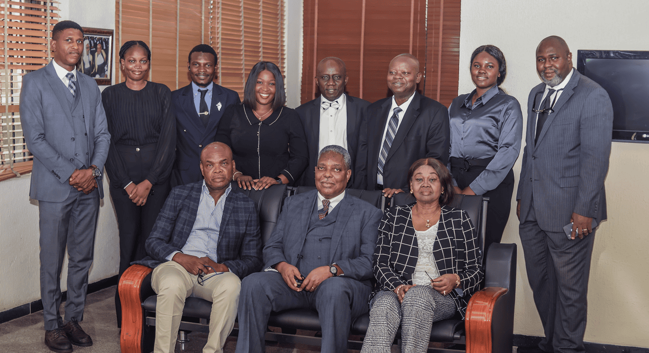 group-photo-of-mozia-lawyer-members